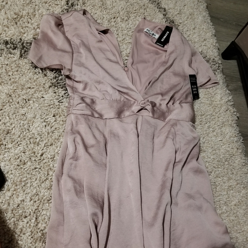 Beautiful romper!